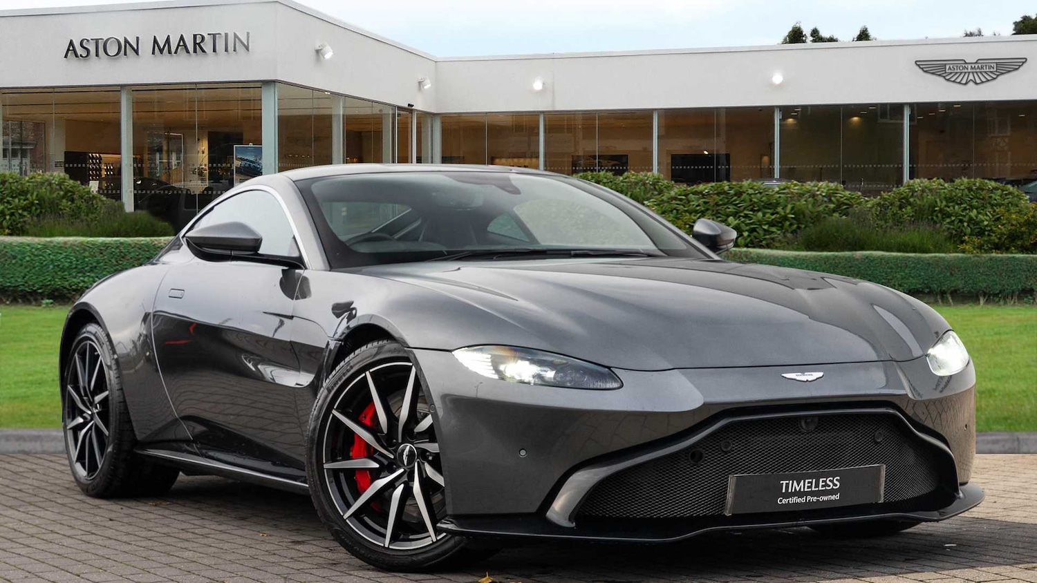 Used Aston Martin Vantage 2019 for sale - 76889795: Photo 1