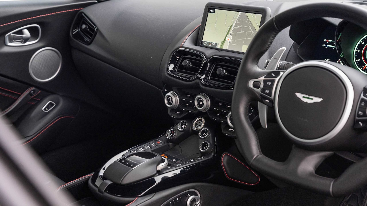 Used Aston Martin Vantage 2019 for sale - 76889795: Photo 10