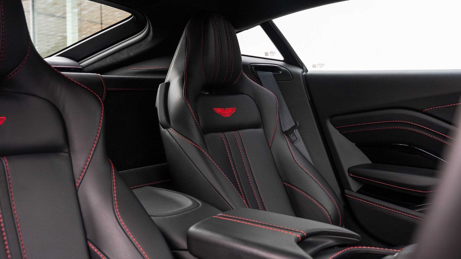 Used Aston Martin Vantage 2019 for sale - 76889795: Photo 27