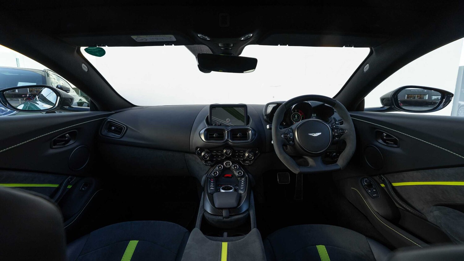 Used Aston Martin Vantage 2021 for sale - 77914149: Photo 10