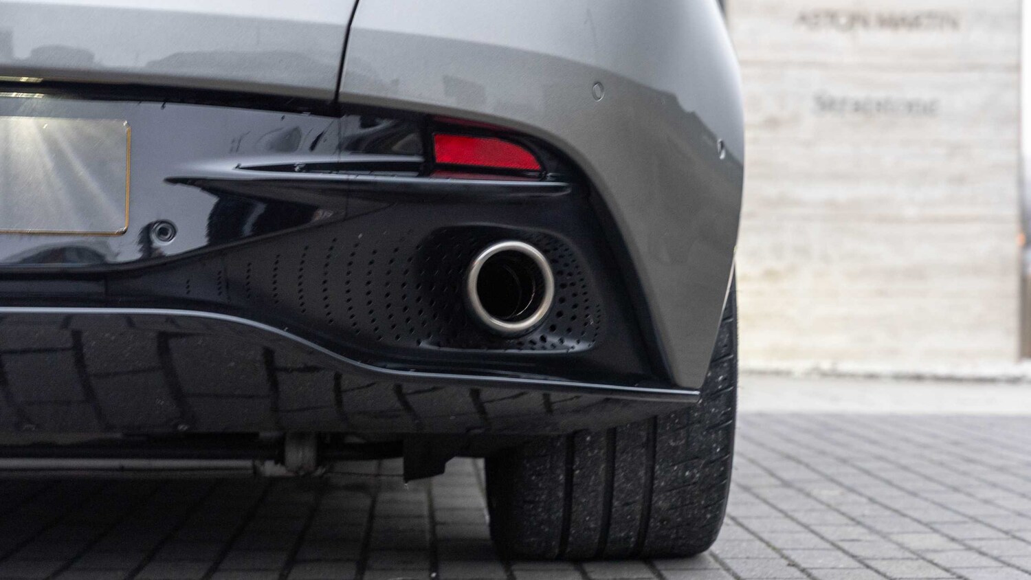 Used Aston Martin DB11 2019 for sale - 77373836: Photo 24