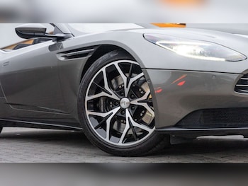 Used Aston Martin DB11 2019 for sale - 77373836: Photo
