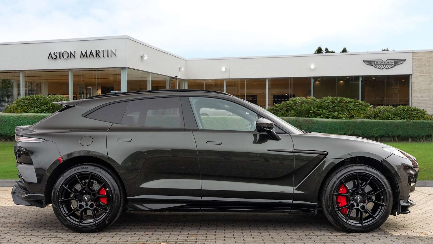 Used Aston Martin DBX 2022 for sale - 76624593: Photo 13