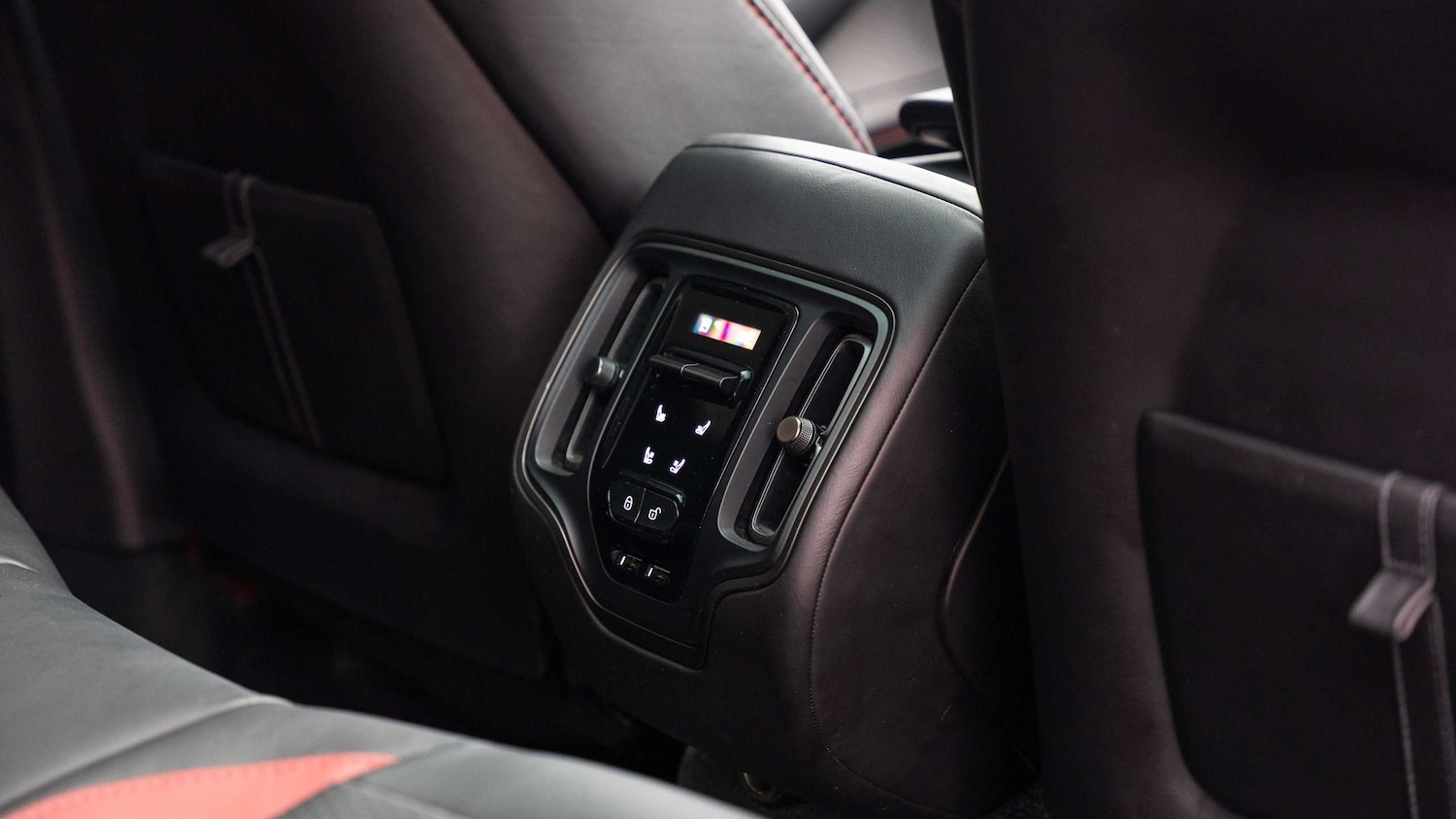 Used Aston Martin DBX 2022 for sale - 76624593: Photo 27