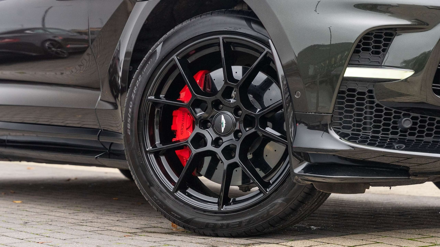 Used Aston Martin DBX 2022 for sale - 76624593: Photo 4