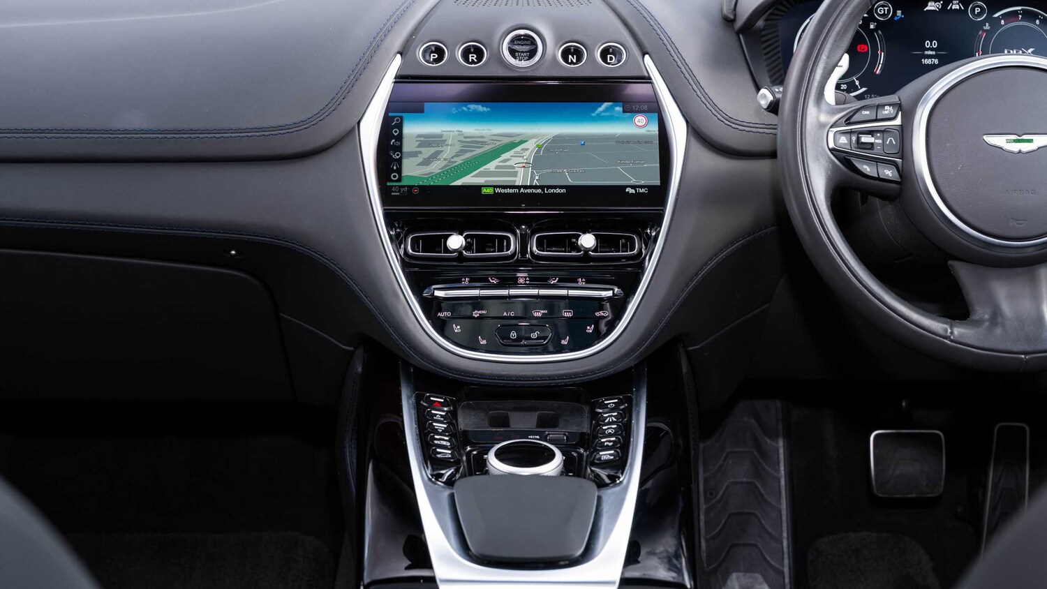 Used Aston Martin DBX for sale - 78089695: Photo 16