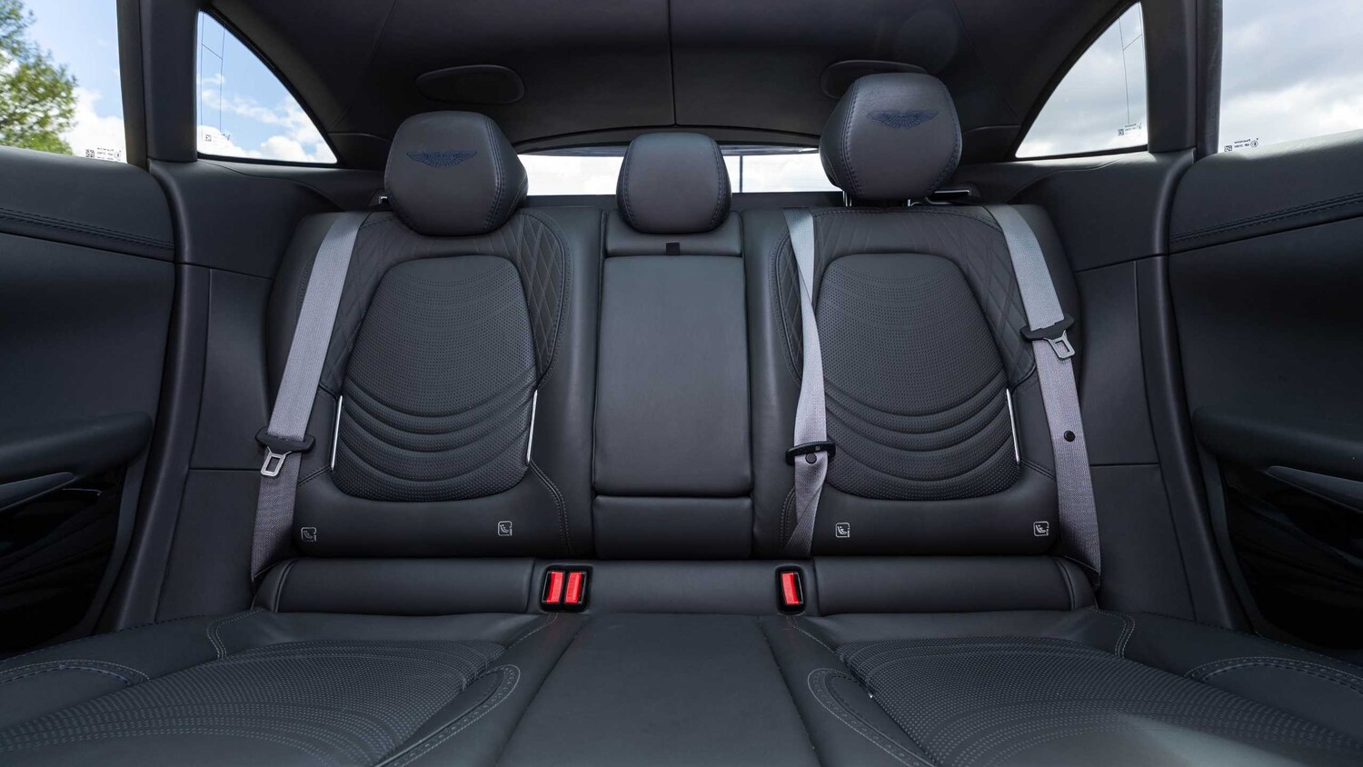 Used Aston Martin DBX for sale - 78089695: Photo 26