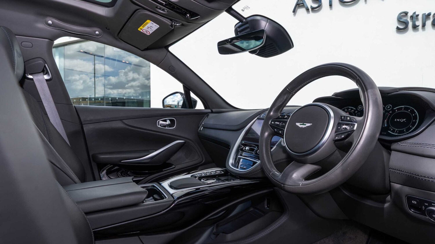 Used Aston Martin DBX for sale - 78089695: Photo 29