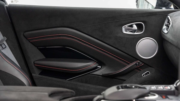 Used Aston Martin Vantage 2020 for sale - 76339550: Photo 24