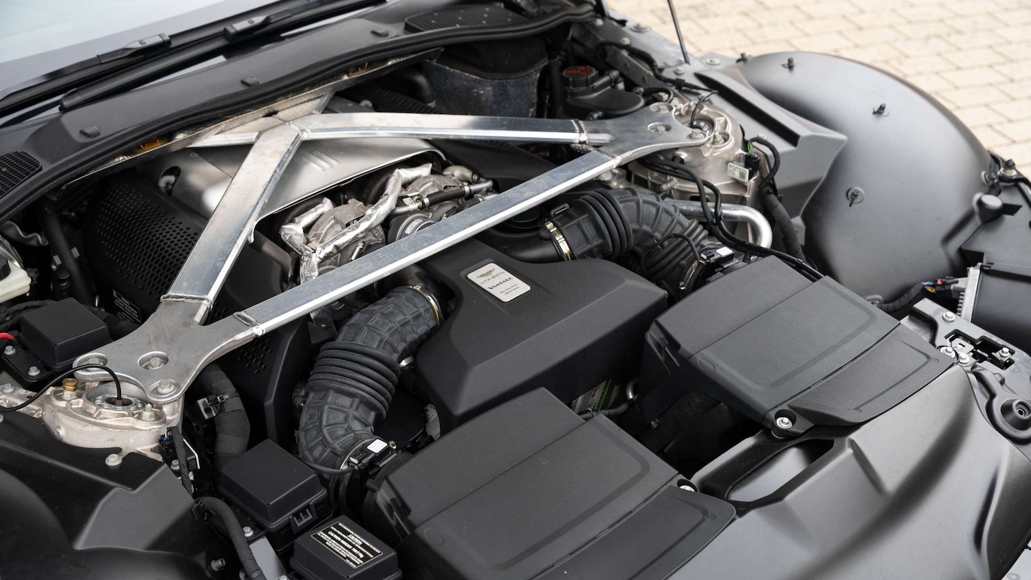 Used Aston Martin Vantage 2020 for sale - 76339550: Photo 26