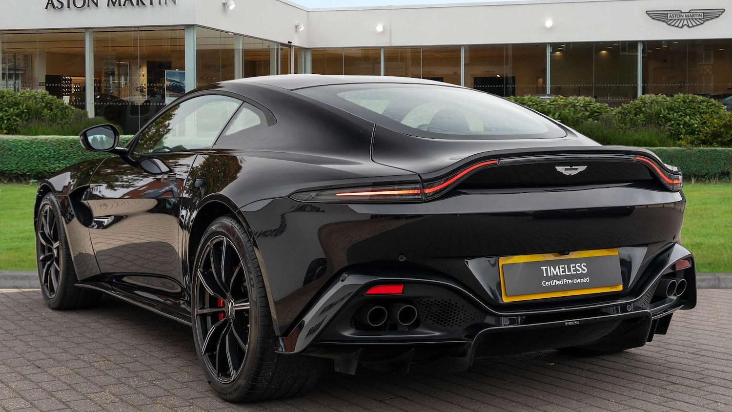 Used Aston Martin Vantage 2020 for sale - 77615350: Photo 2