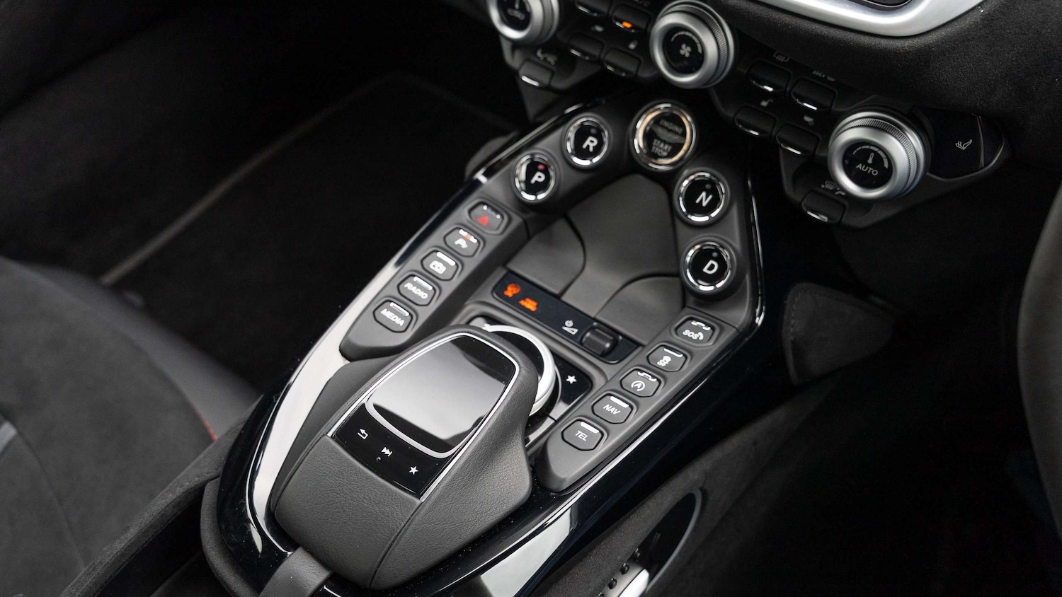 Used Aston Martin Vantage 2020 for sale - 77615350: Photo 23