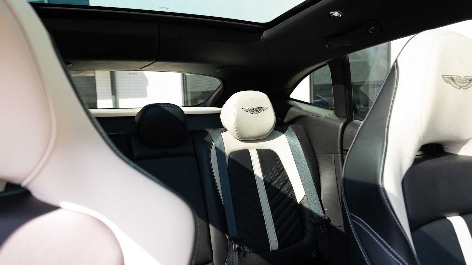 Used Aston Martin DBX 2024 for sale - 76827619: Photo 13