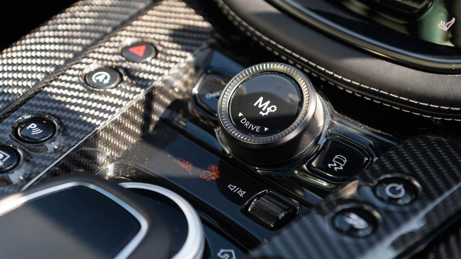 Used Aston Martin DBX 2024 for sale - 76827619: Photo 30