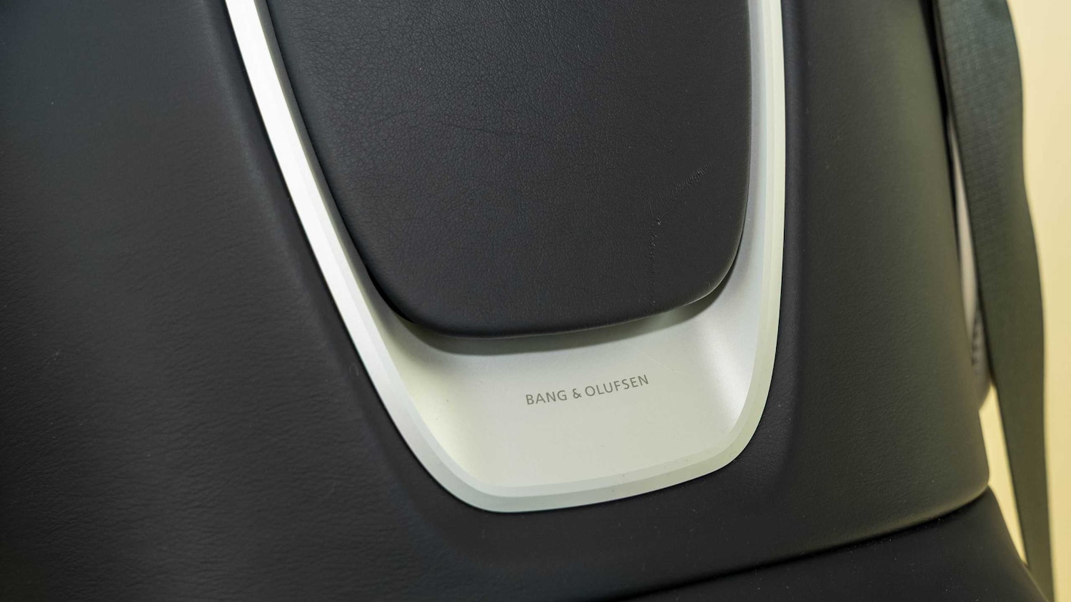 Used Aston Martin DB11 2018 for sale - 78010487: Photo 18