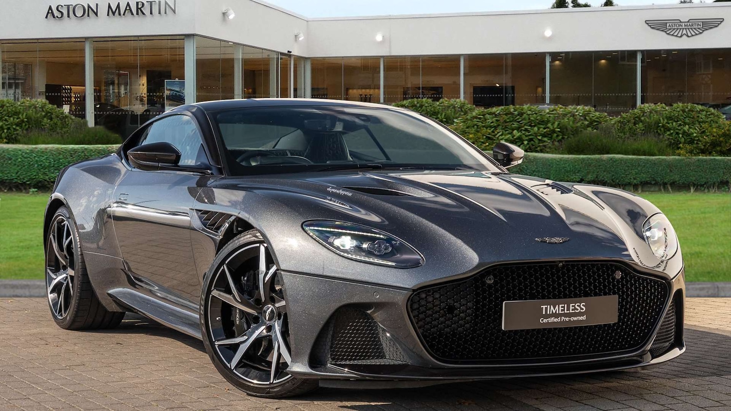 Used Aston Martin DBS 2019 for sale - 76141863: Photo 1