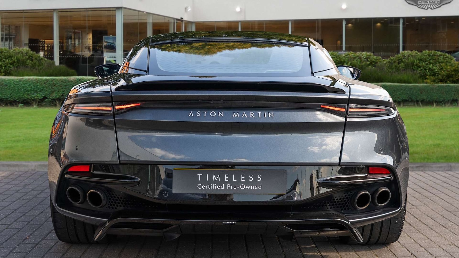 Used Aston Martin DBS 2019 for sale - 76141863: Photo 14