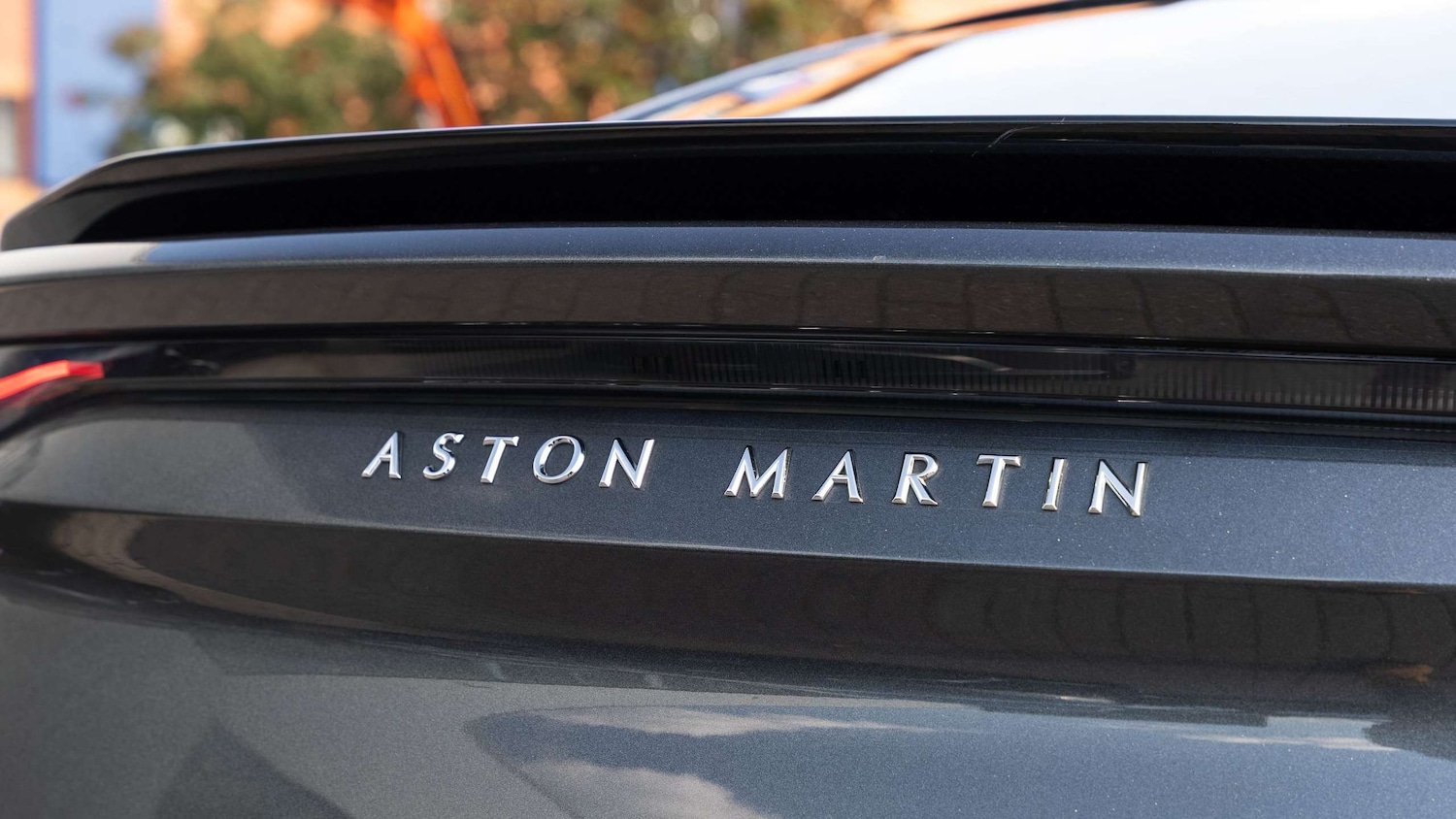 Used Aston Martin DBS 2019 for sale - 76141863: Photo 29