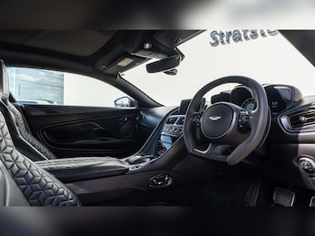 Used Aston Martin DBS 2019 for sale - 76141863: Photo 3