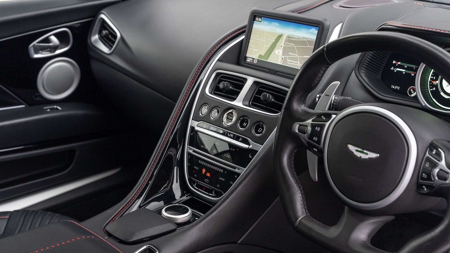 Used Aston Martin DB11 2020 for sale - 76624534: Photo 10