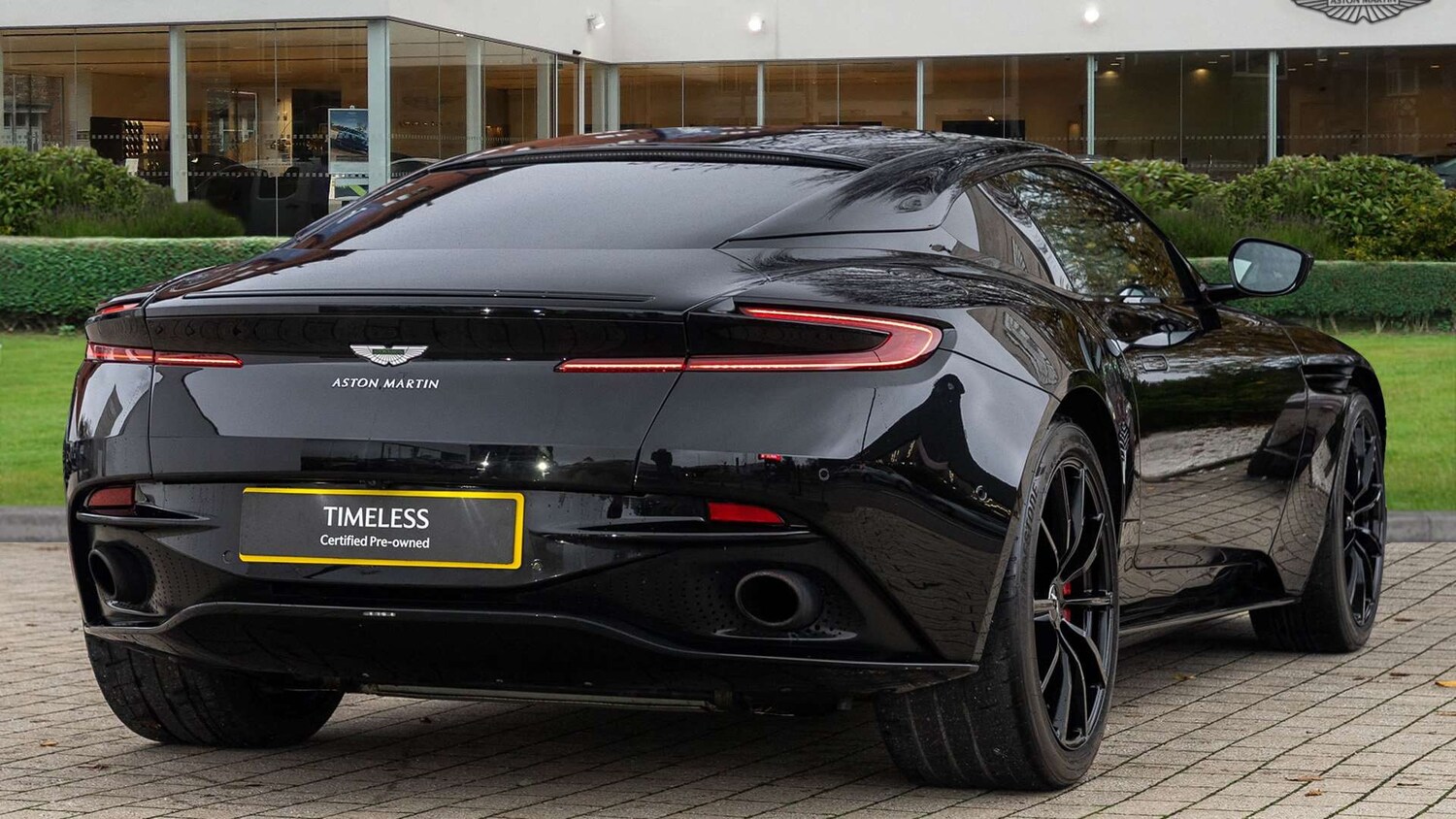 Used Aston Martin DB11 2020 for sale - 76624534: Photo 16