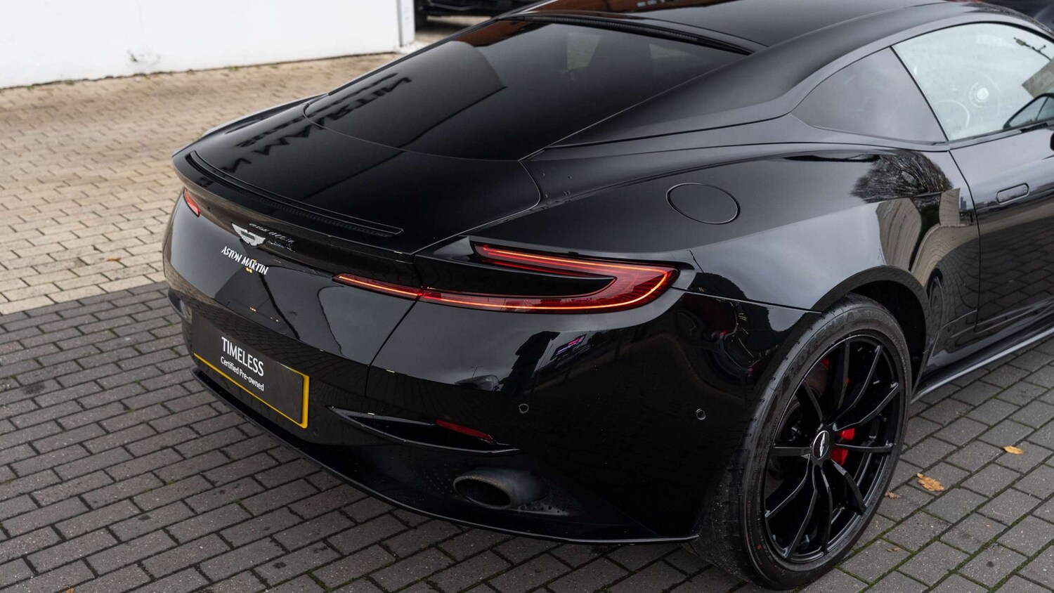 Used Aston Martin DB11 2020 for sale - 76624534: Photo 19