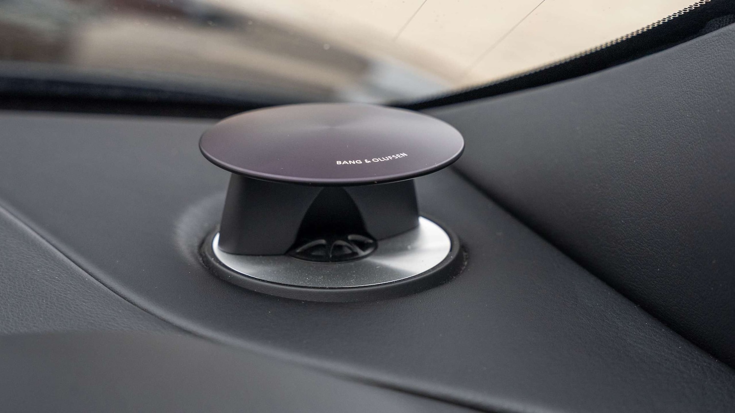 Used Aston Martin DB11 2020 for sale - 76624534: Photo 28