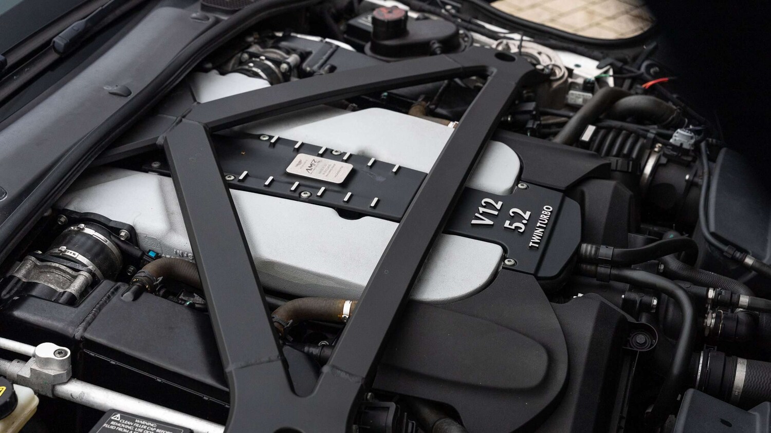 Used Aston Martin DB11 2020 for sale - 76624534: Photo 31