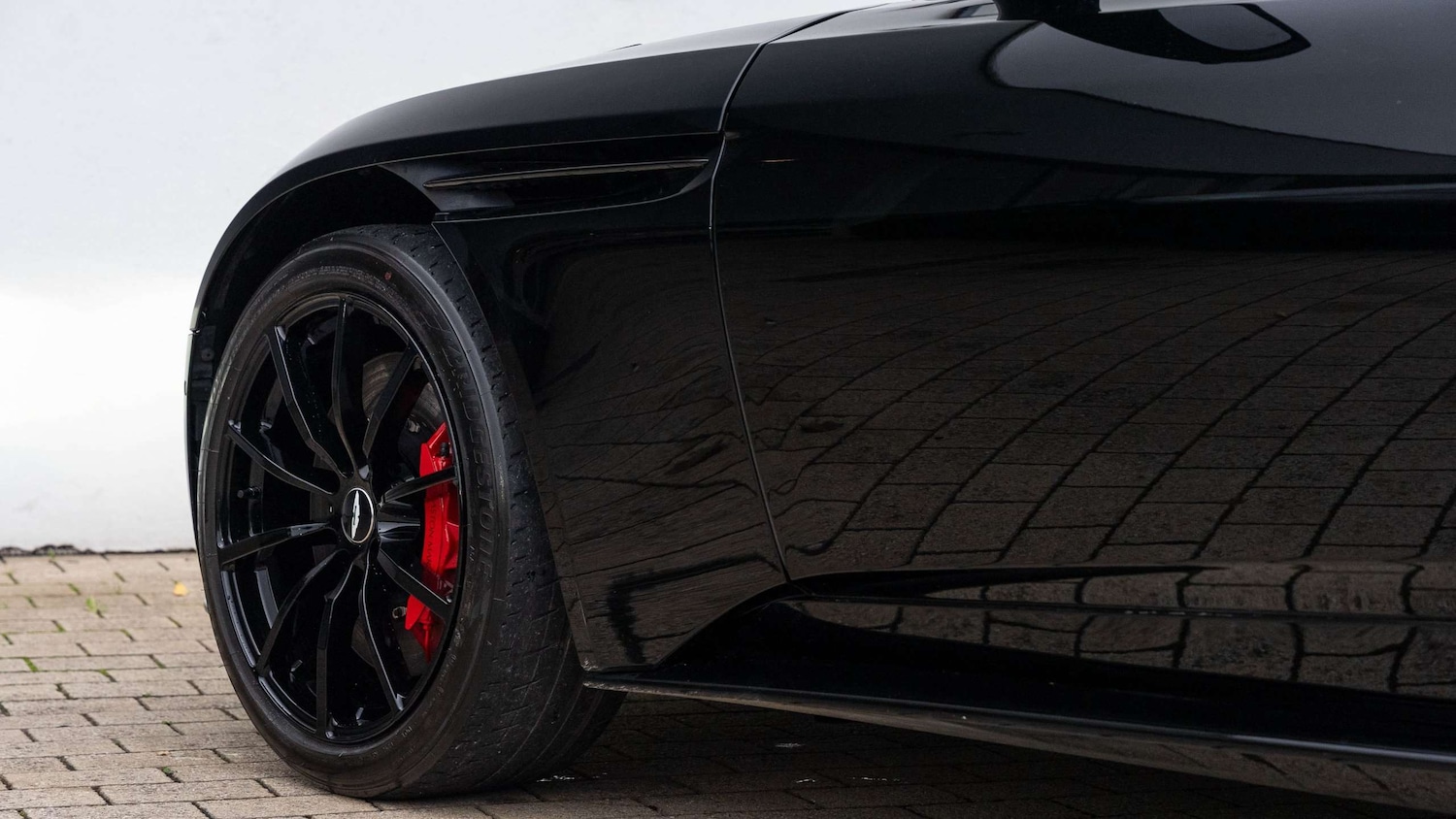 Used Aston Martin DB11 2020 for sale - 76624534: Photo 9