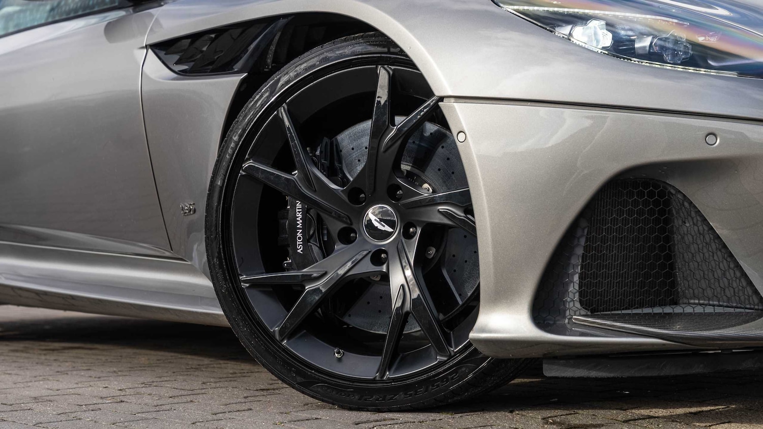 Used Aston Martin DBS for sale - 77414625: Photo 4