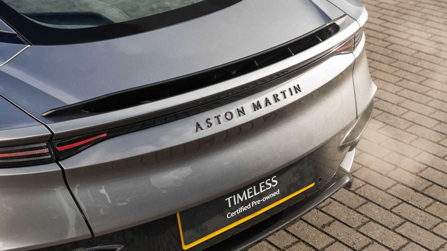 Used Aston Martin DBS for sale - 77414625: Photo 8