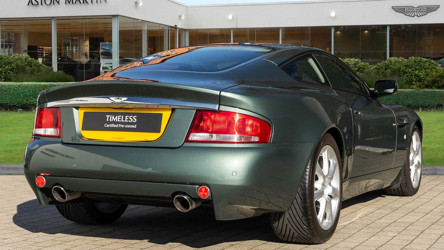 Used Aston Martin Vanquish 2004 for sale - 78024011: Photo 7