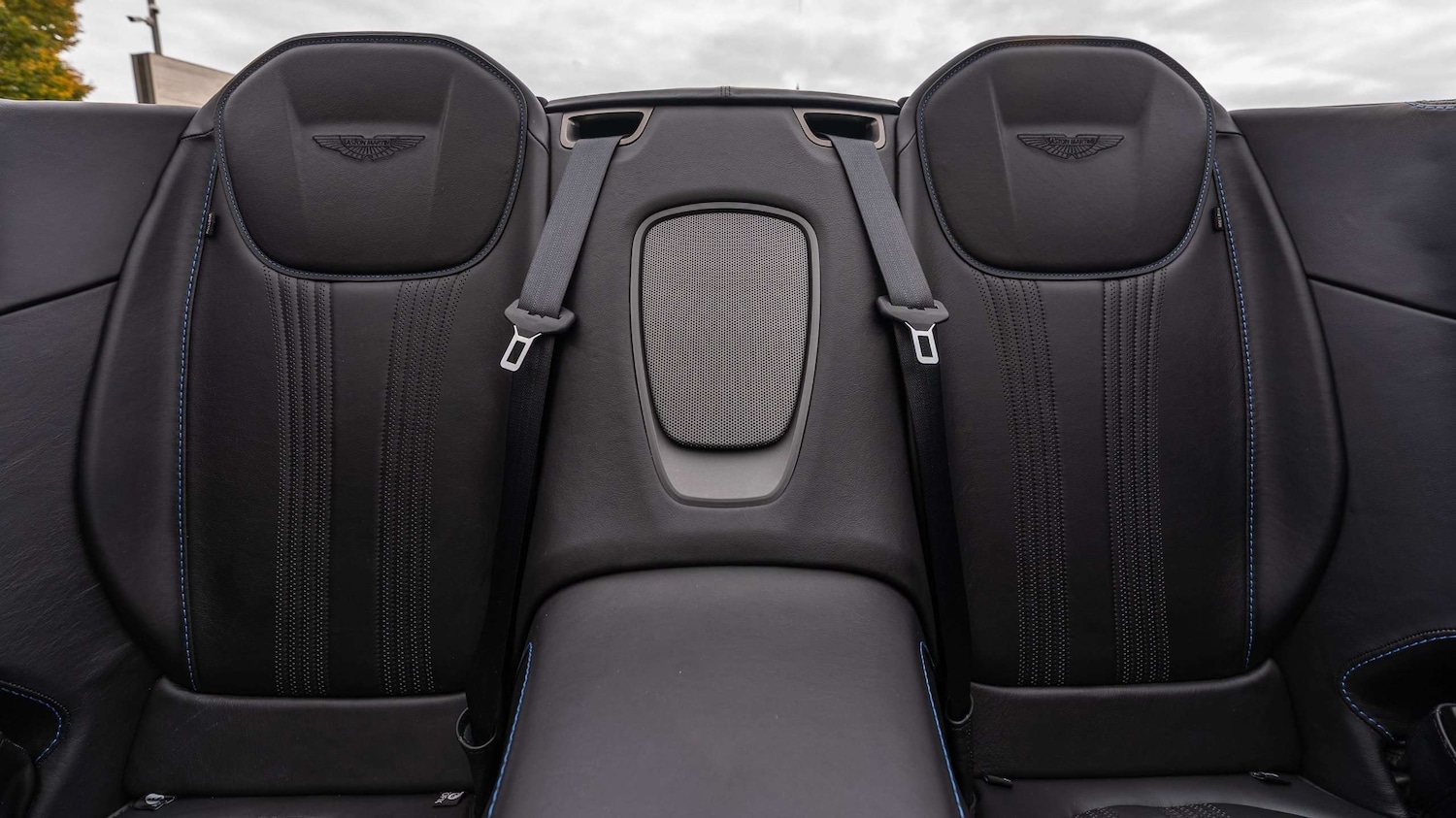 Used Aston Martin DB11 2020 for sale - 76339576: Photo 19
