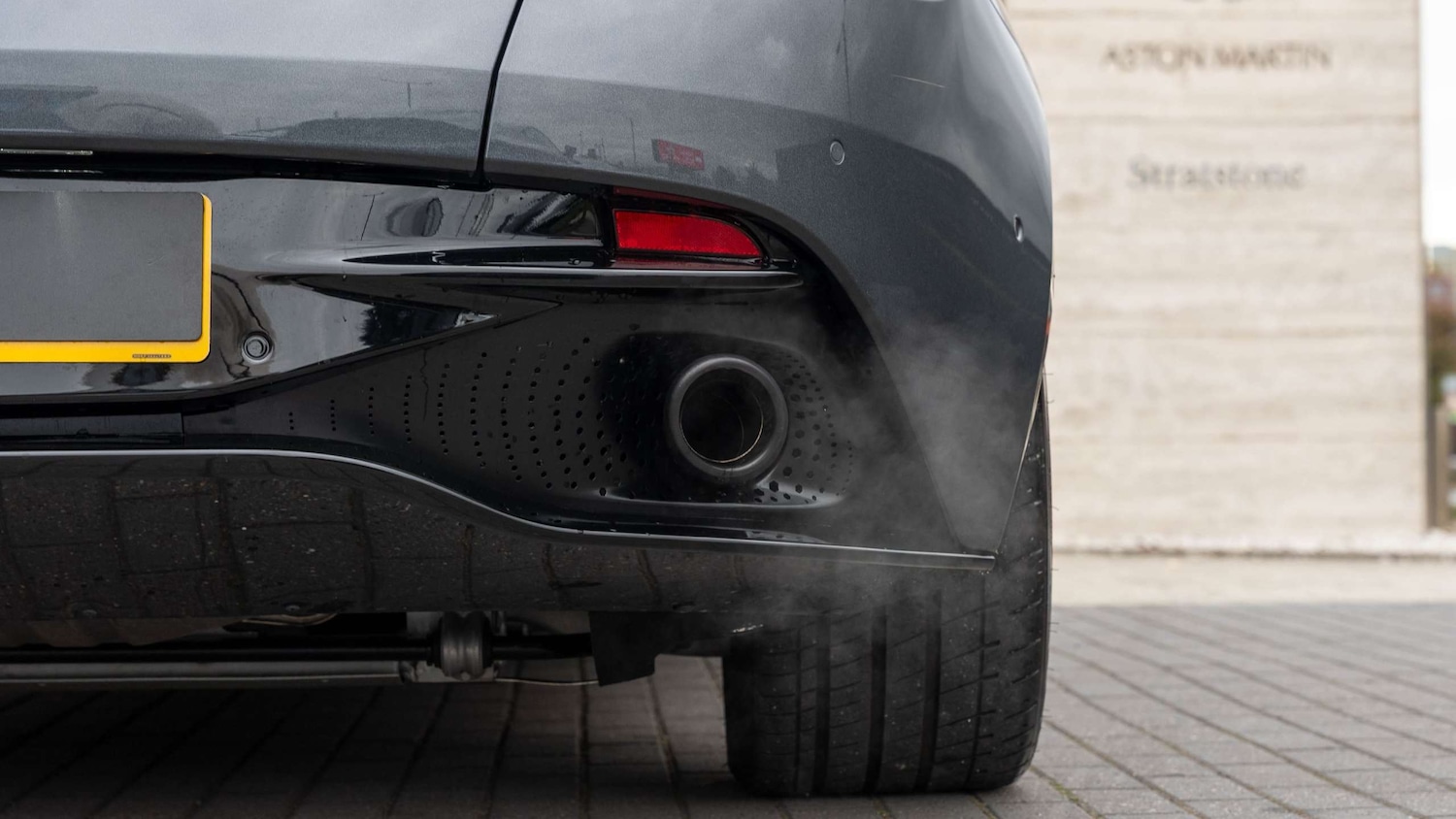 Used Aston Martin DB11 2020 for sale - 76339576: Photo 28