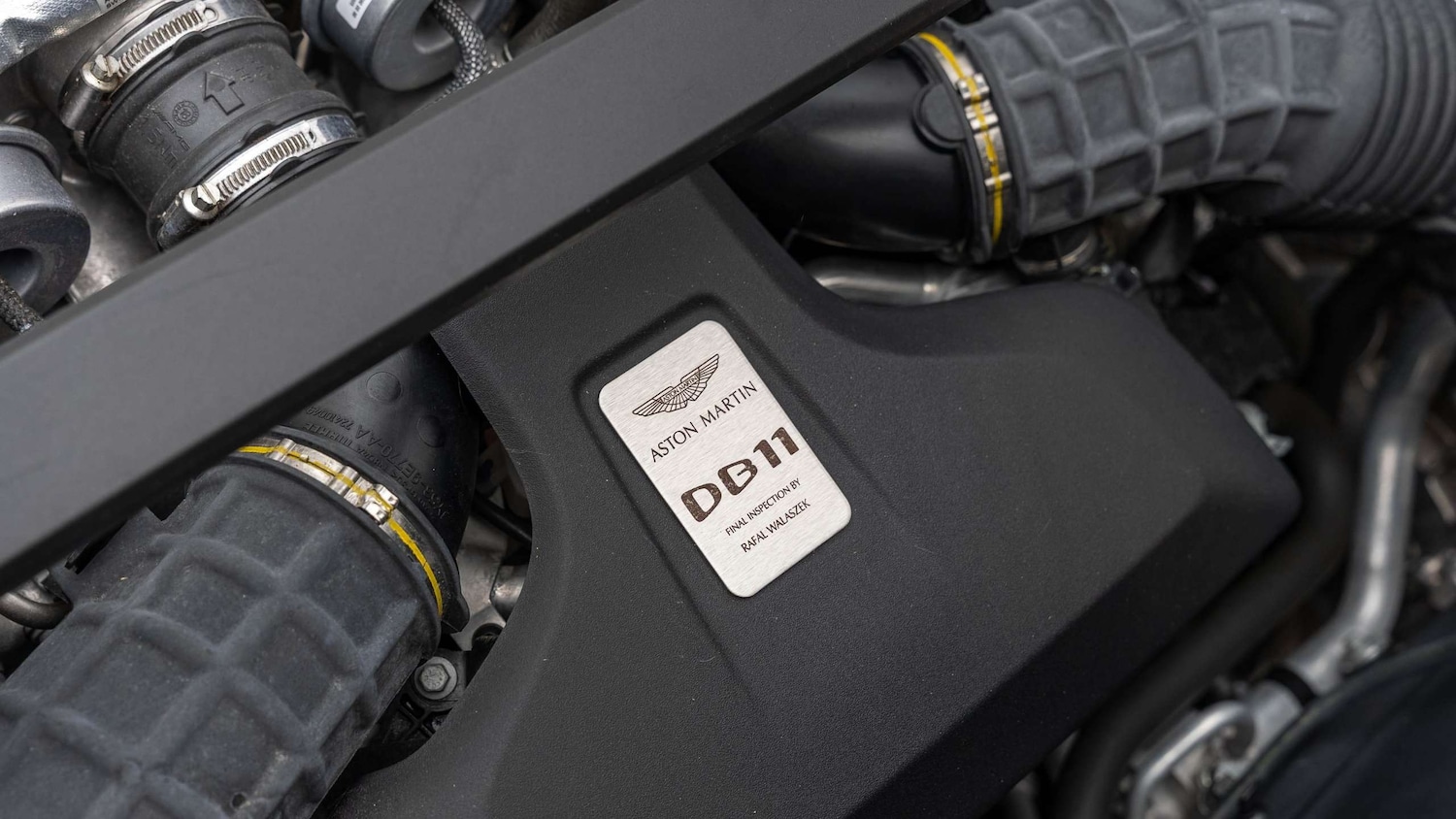 Used Aston Martin DB11 2020 for sale - 76339576: Photo 30