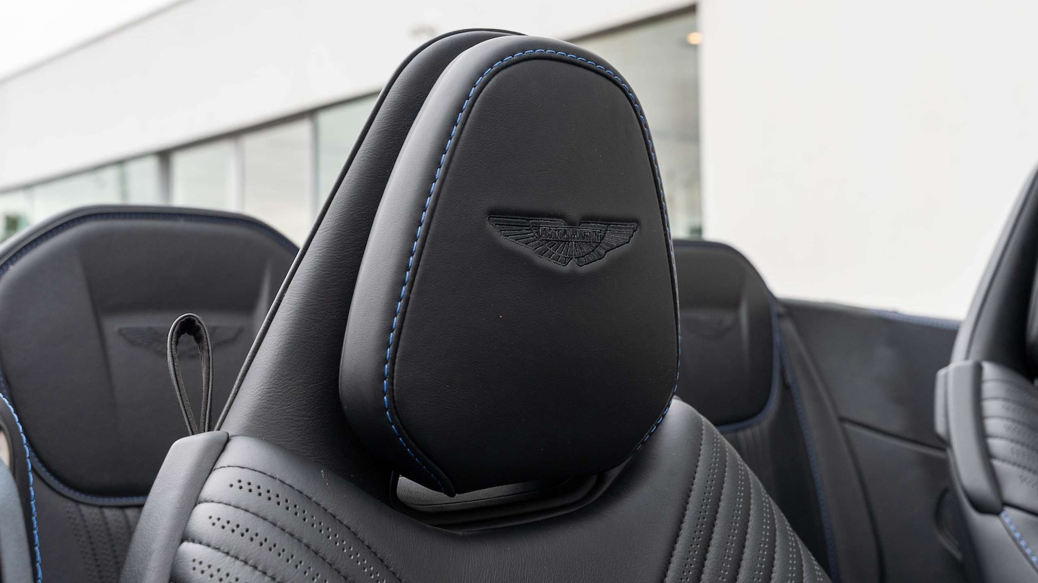 Used Aston Martin DB11 2020 for sale - 76339576: Photo 5