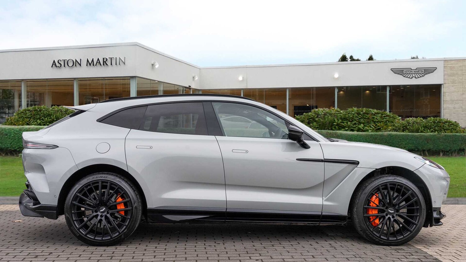 Used Aston Martin DBX 2025 for sale - 77827237: Photo 13