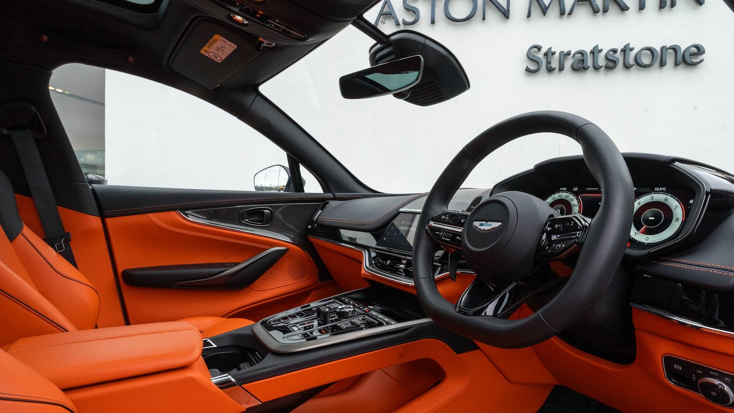 Used Aston Martin DBX 2025 for sale - 77827237: Photo 3