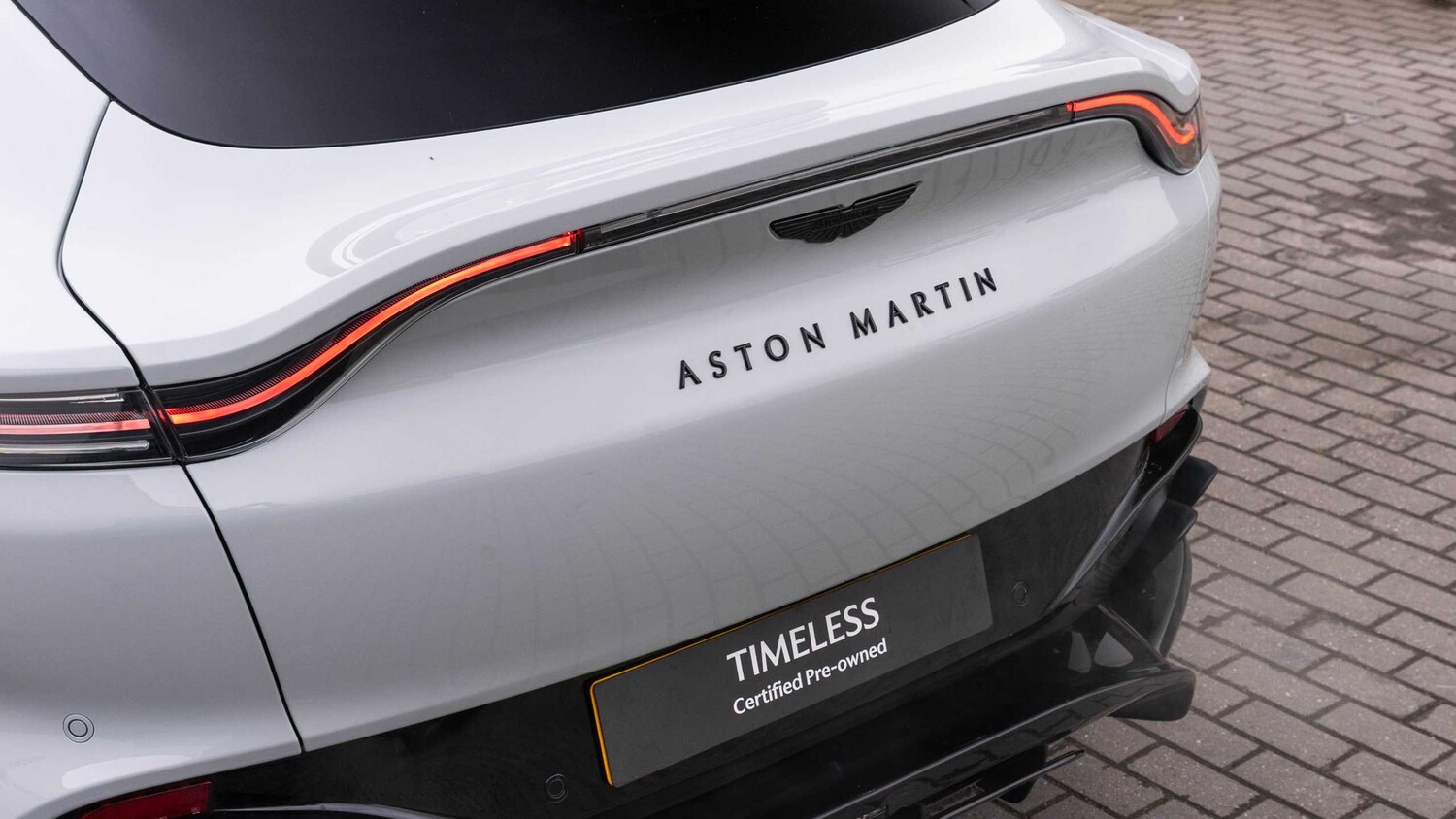 Used Aston Martin DBX 2025 for sale - 77827237: Photo 8