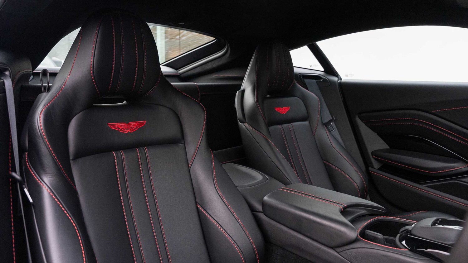 Used Aston Martin Vantage 2019 for sale - 77772229: Photo 12