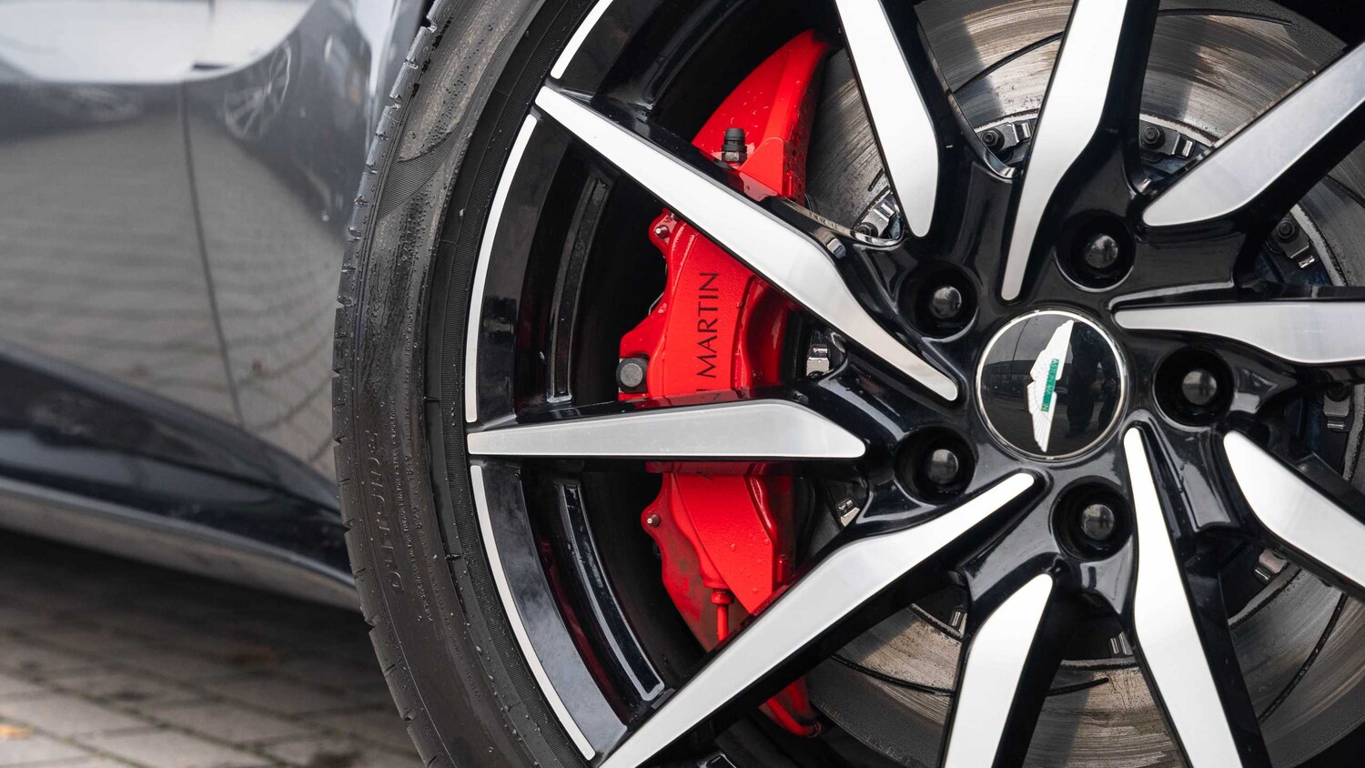 Used Aston Martin Vantage 2019 for sale - 77772229: Photo 30