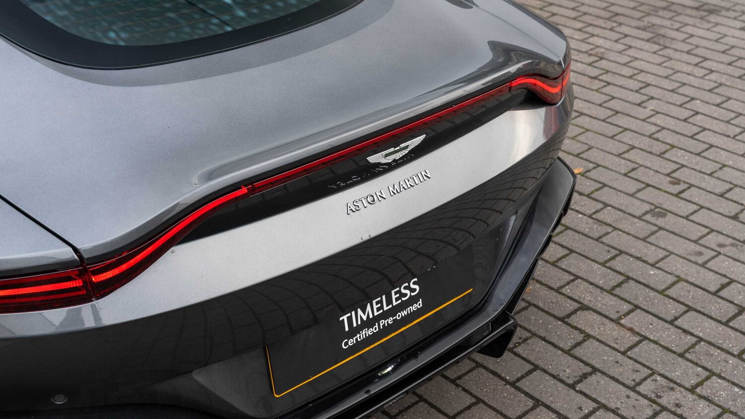 Used Aston Martin Vantage 2019 for sale - 77772229: Photo 8