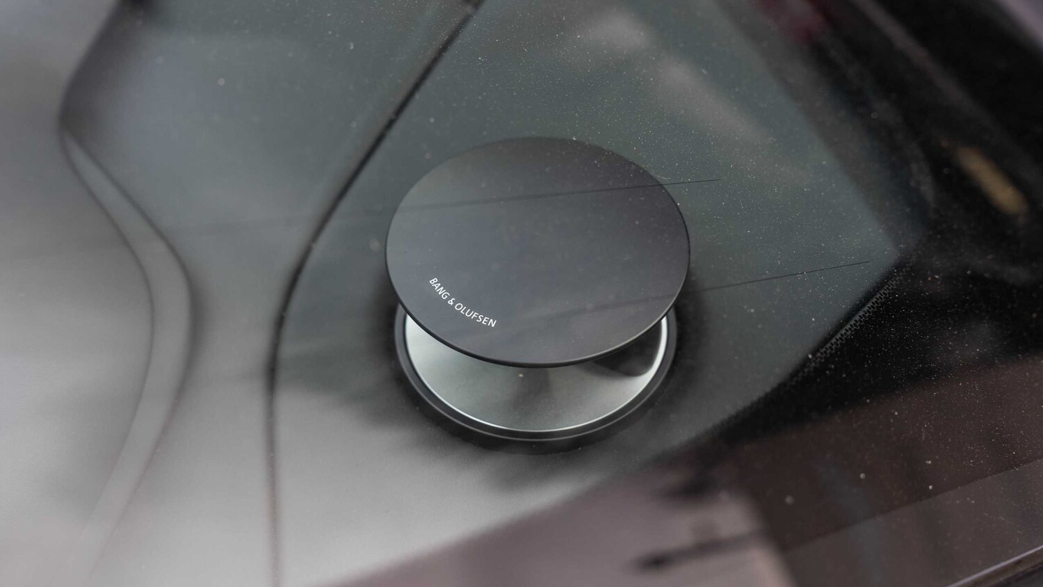 Used Aston Martin DB11 2017 for sale - 77698950: Photo 27