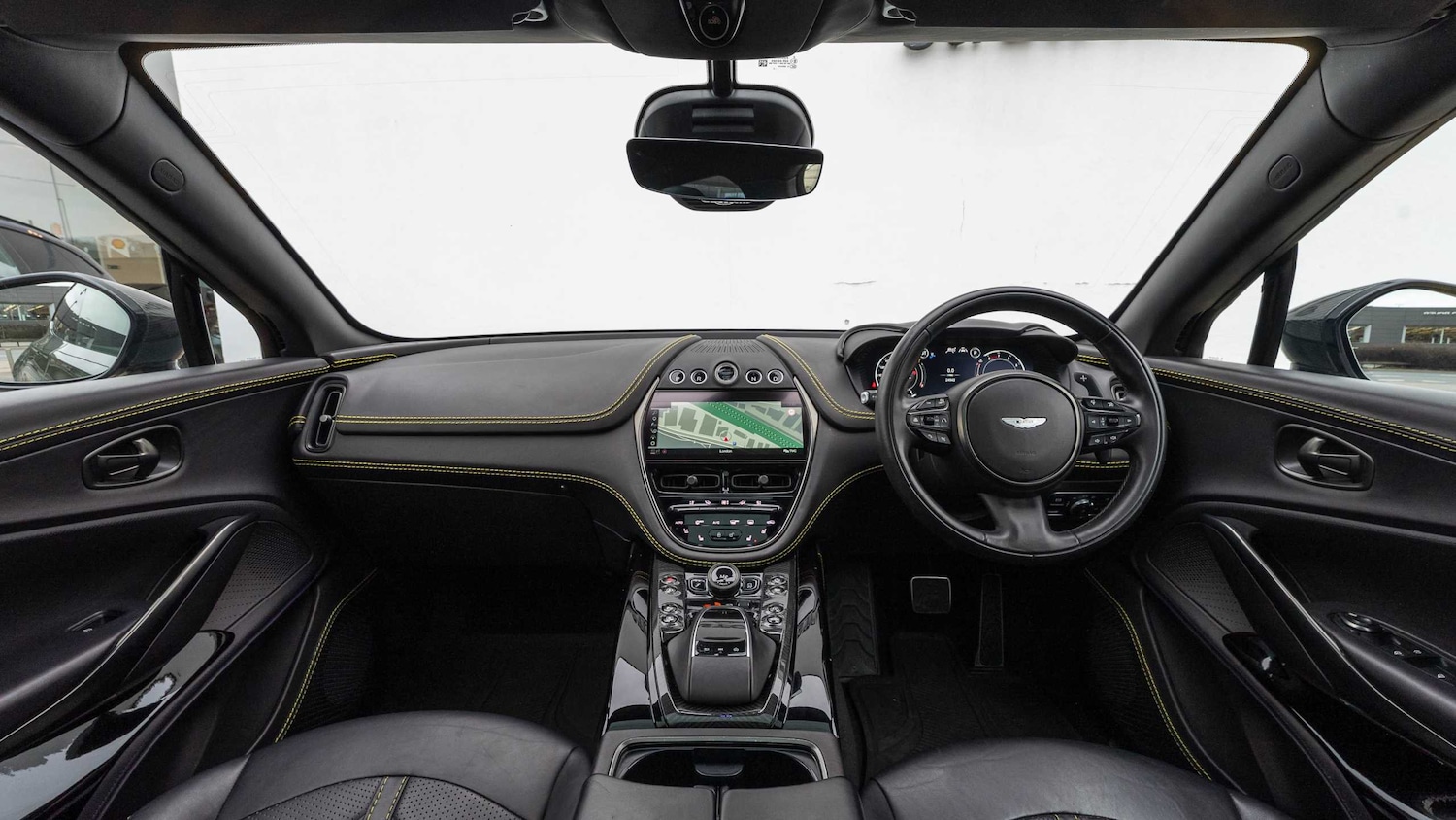 Used Aston Martin DBX 2023 for sale - 77628178: Photo 11