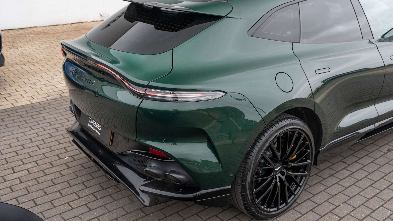 Used Aston Martin DBX 2023 for sale - 77628178: Photo 8