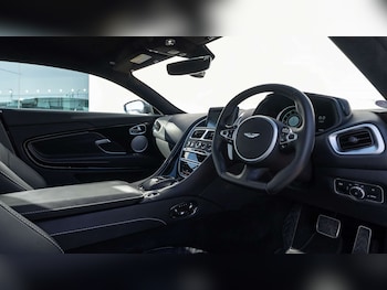 Used Aston Martin DB11 2021 for sale - 76034629: Photo