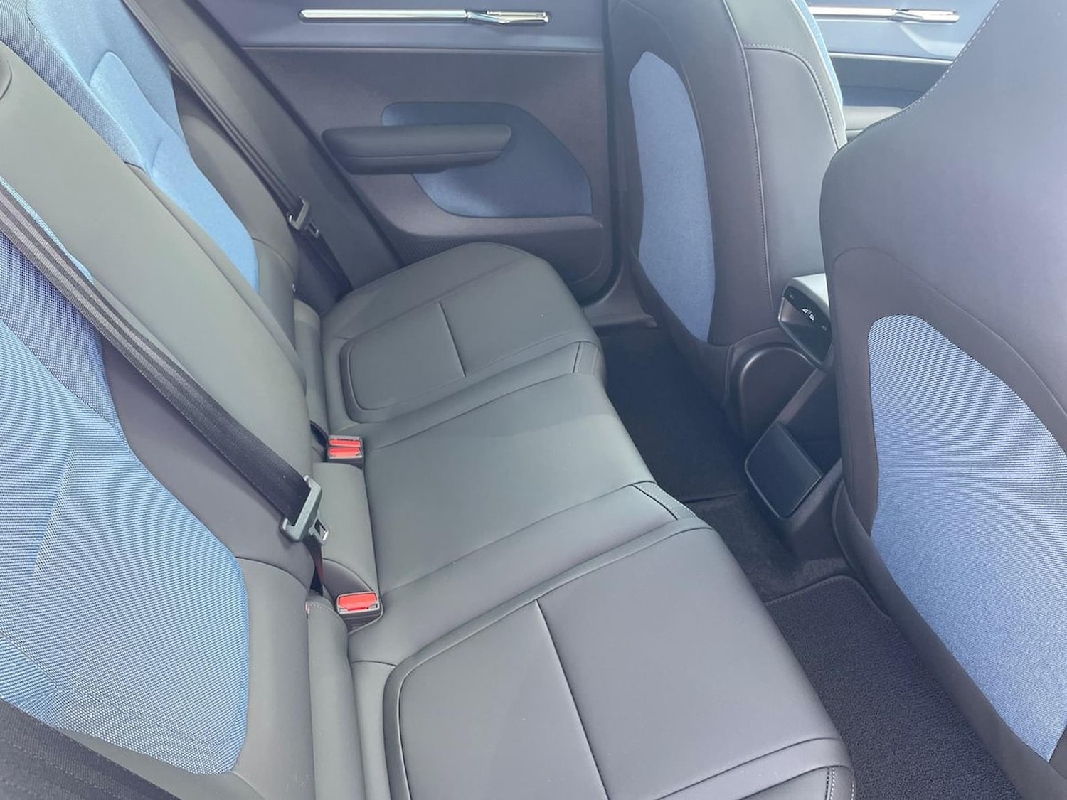 Used Volvo EX30 2025 for sale - 76439796: Photo 16