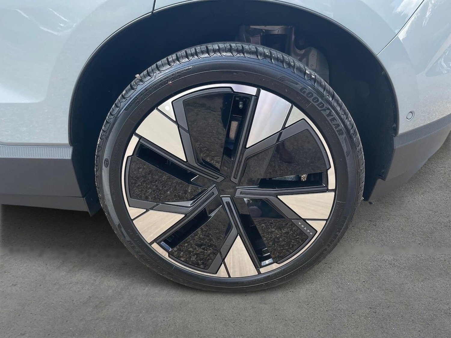 Used Volvo EX30 2025 for sale - 76439796: Photo 6