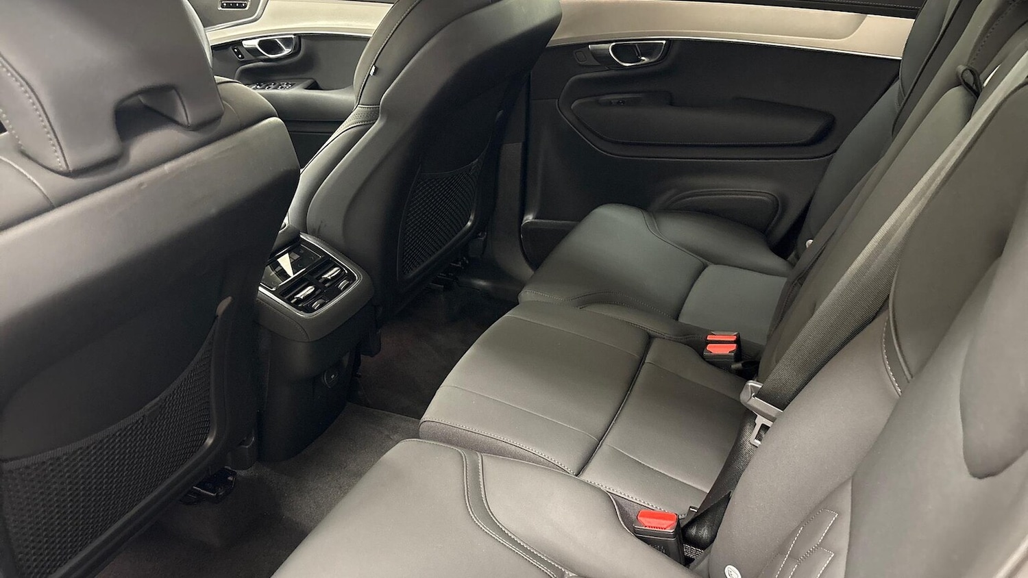 Used Volvo XC90 2025 for sale - 76565447: Photo 14