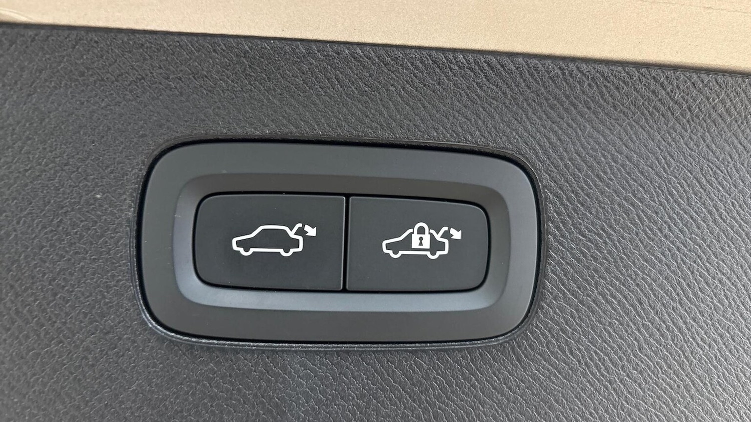 Used Volvo XC90 2025 for sale - 76565447: Photo 19